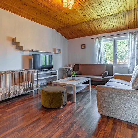 23 With Outdoor Swimmingpool * بولا