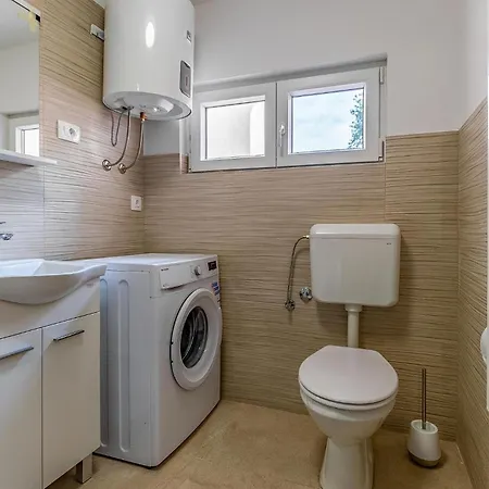 Сasa de vacaciones 23 With Outdoor Swimmingpool *