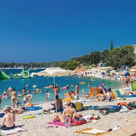 Casa de Férias 23 With Outdoor Swimmingpool Pula