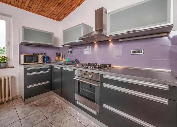 23 With Outdoor Swimmingpool Casa de Férias *